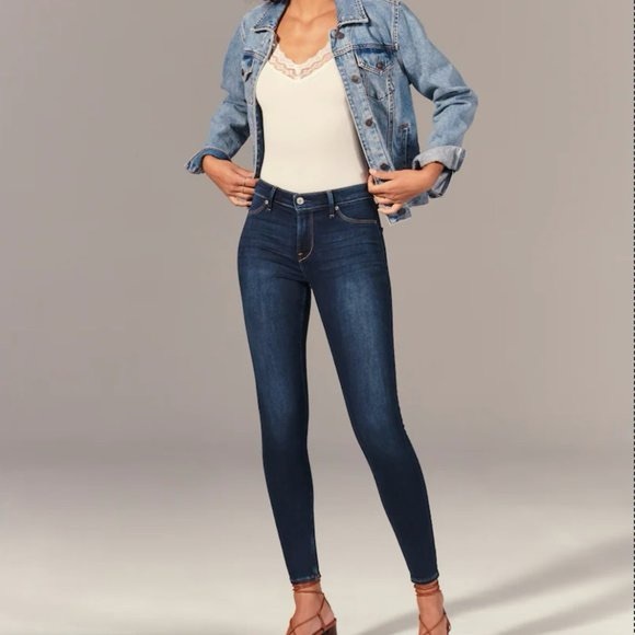 Abercrombie & Fitch Denim - Abercrombie and Fitch Harper Low Rise Jean Legging size 26/2